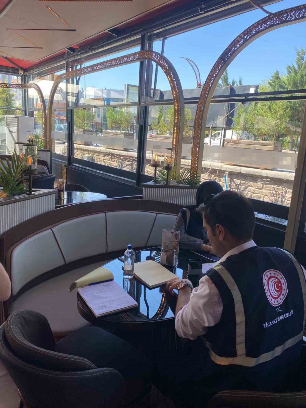 Fahiş fiyatlı su satışına Bakanlık el attı: Ülke çapında denetim