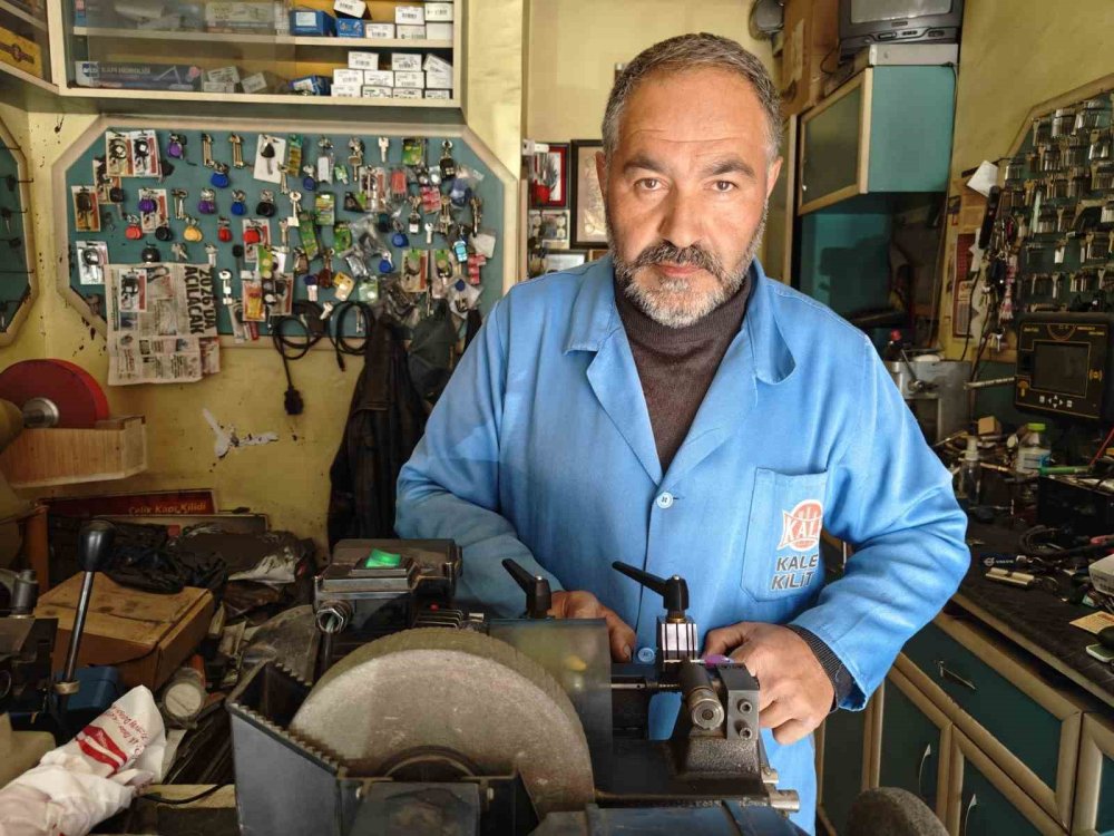 Teknolojinin gölgeleyemediği meslek: Çilingirlik