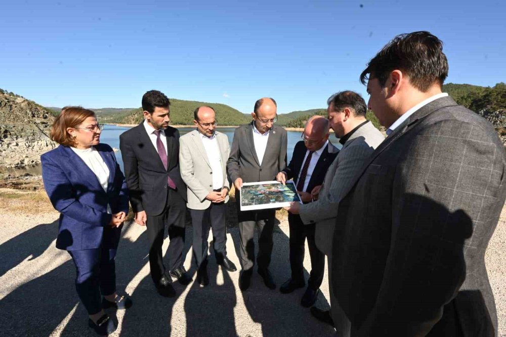 AK Parti’den Bursa'daki Su Kesintilerine Tepki: Kuraklık Değil, Vizyonsuzluk Sorunu Var