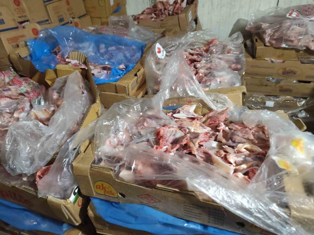 Ankara’da 17 Ton Sağlıksız Et Ele Geçirildi: 15 Milyon 500 Bin Liralık Vurgun Önlenmiş Oldu
