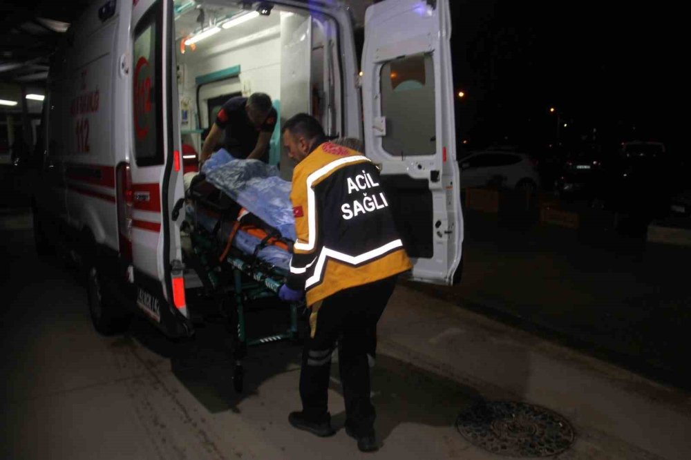 Yağışlı hava kazaya neden oldu: 1 ölü, 2 yaralı