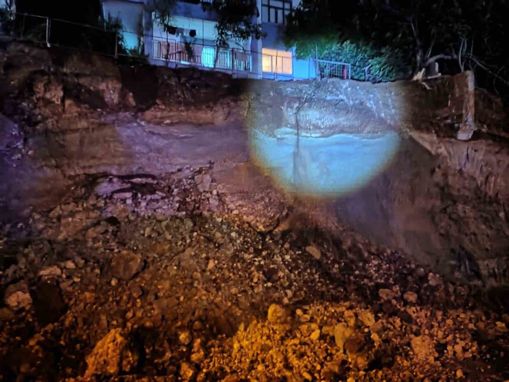 İnşaat firmasının sorumsuzluğu mu? Kış günü sokakta kaldılar