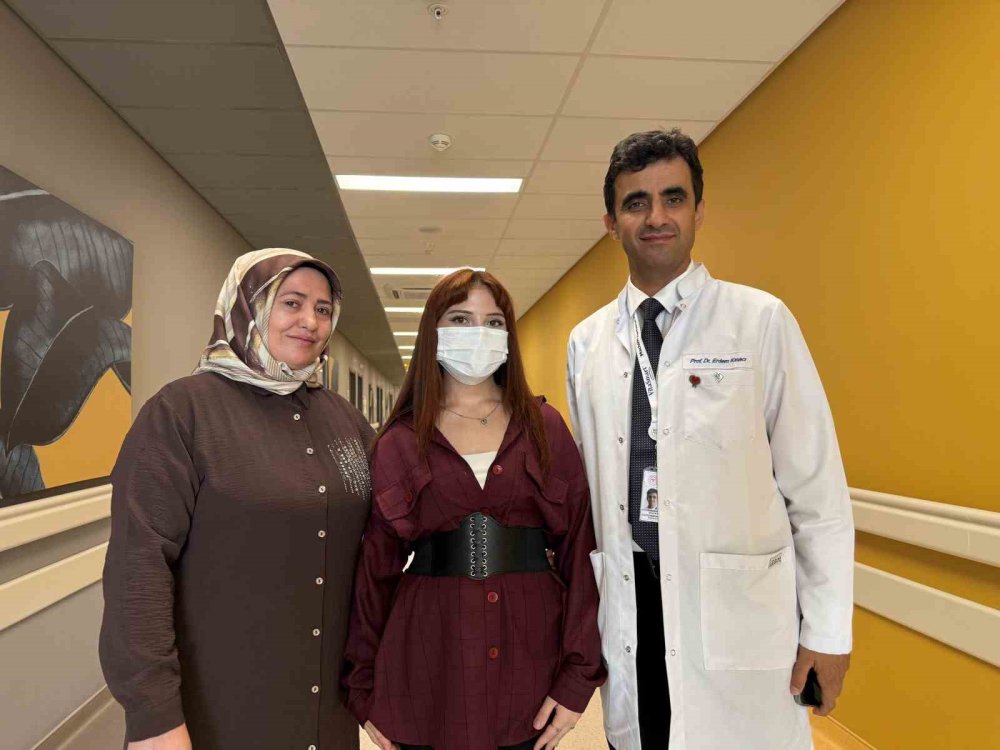 2 tane ağrı kesici aldı hayatı karardı! Karaciğer nakliyle hayata tutundu