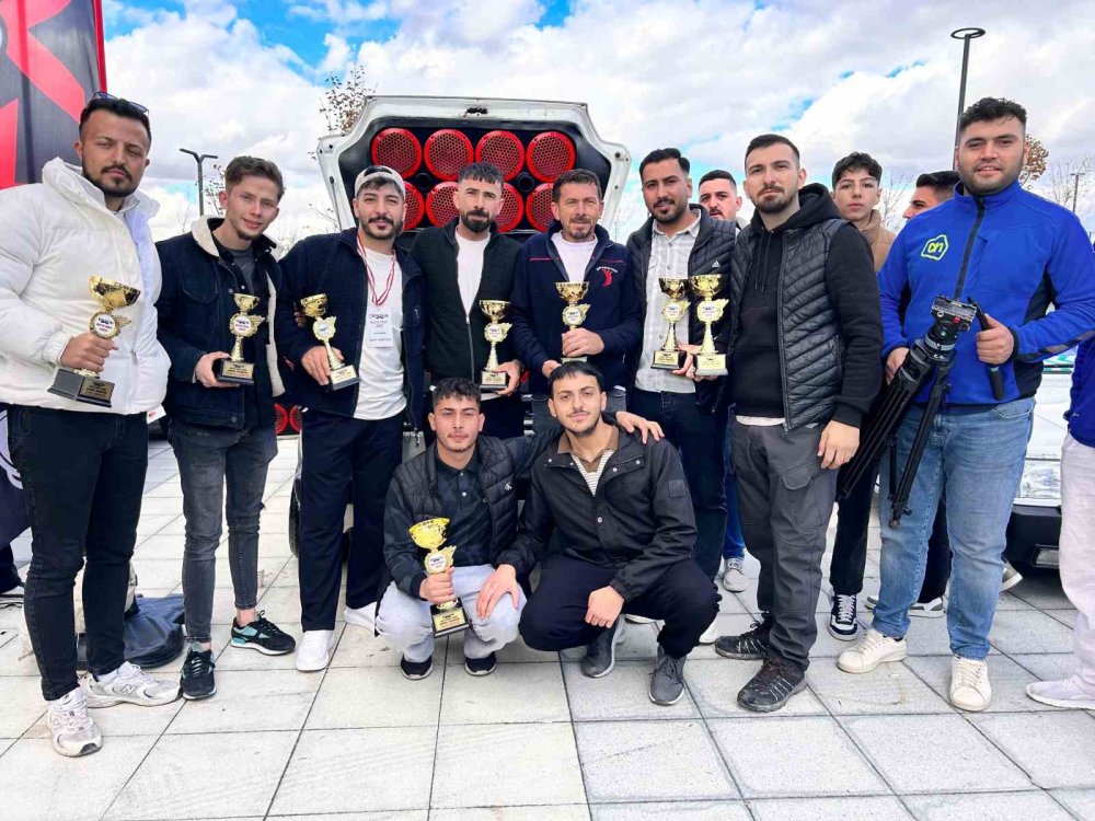 Ankara'da vatandaşın sevmediği seslerle etkinlik yaptılar