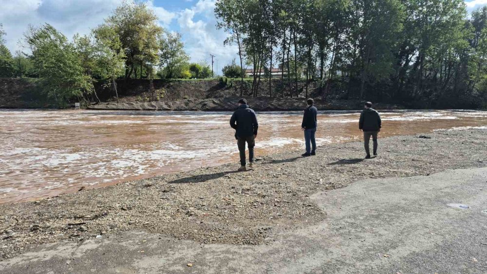 Konya suya hasret Bartın'da dere taştı