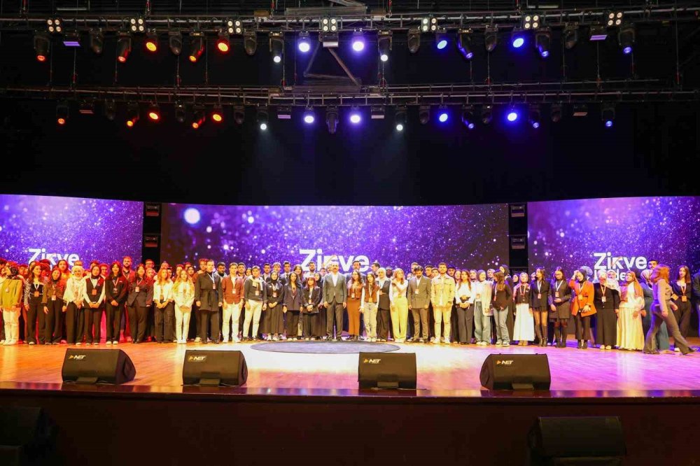 Konya'da Kademe Kariyer Zirvesi yapıldı