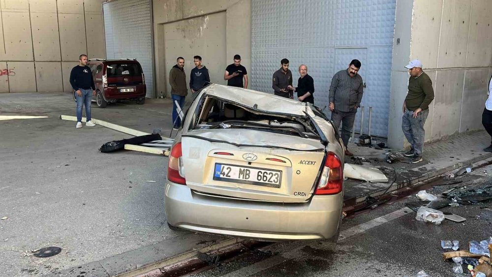 Konya'da malum köprüden yine araç uçtu