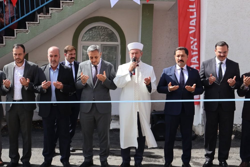 Deprem Sonrası Yenilenen 105. Cami İbadete Açıldı