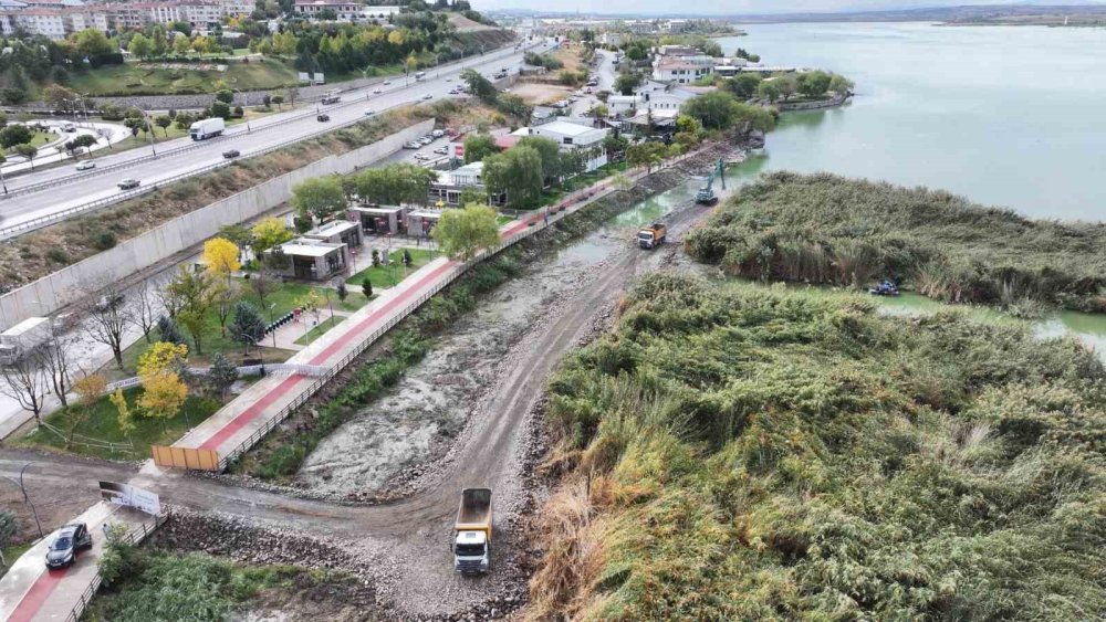 Mogan Gölü’nde 2. Etap temizlik çalışmaları başladı