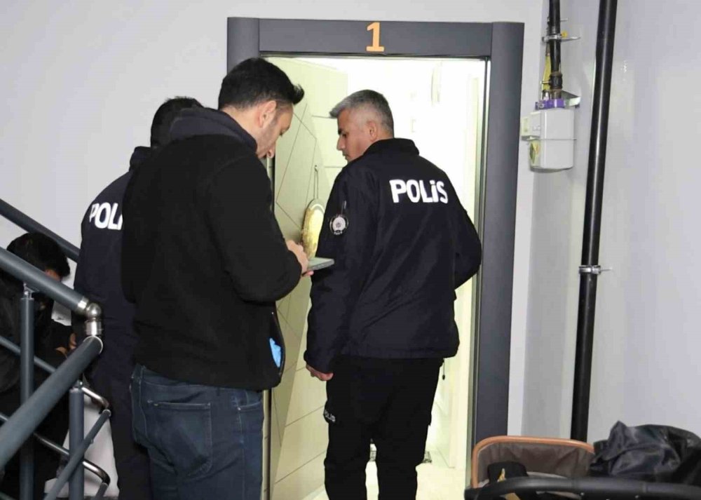 Kahreden Ölüm! Anne Meryem Ölmez ve Bebeği Karbonmonoksit Kurbanı Oldu