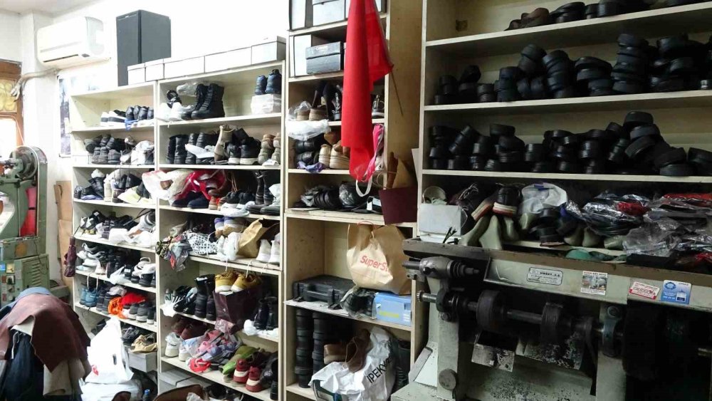 Ayakkabı Tamircisinin İsyanı: 'Zanaat Yok Olma Tehlikesiyle Karşı Karşıya'