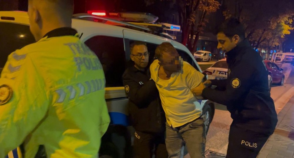 Bursalı 'Lahmacuncu' Sürücü Polisi Canından Bezdirip "Amcam MİT'te" Dedi