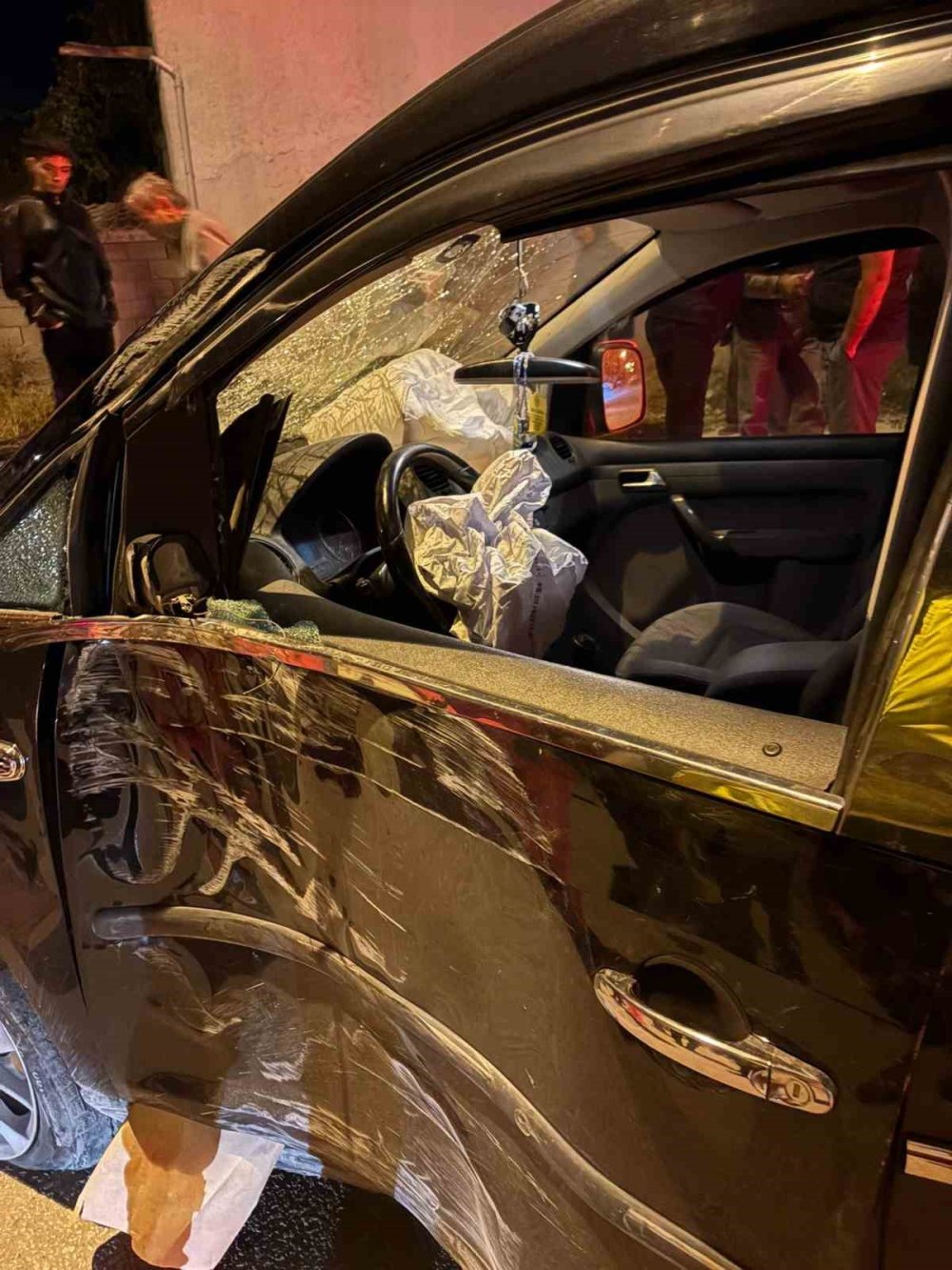 Konya Karapınar'da Feci Kaza: Motosiklet Yayalara Çarptı, 5 Yaralı