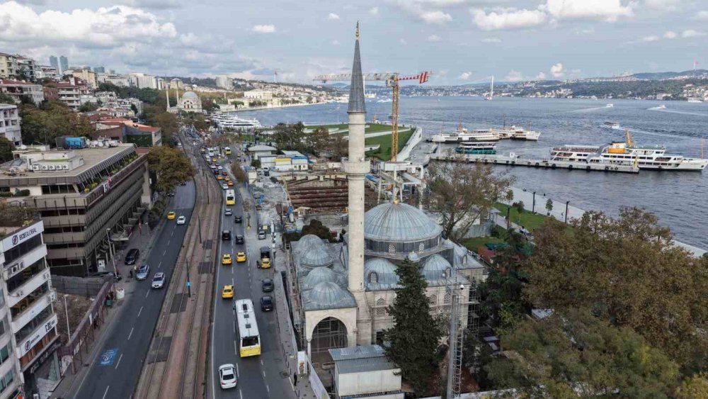 Molla Çelebi Camii’nde restorasyon başladı