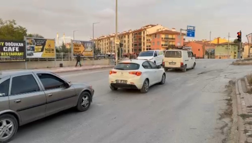 Dorsenin açılan kapağı araç kamerasına böyle yansıdı