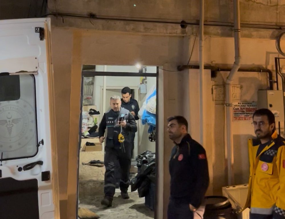 80’lik amcaların içki gecesi hastanede bitti