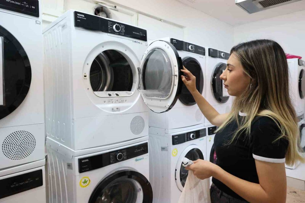 Antalya'da Yurt Vizesi: Büyükşehir Çözümüyle Barınma Sorunu Bitti