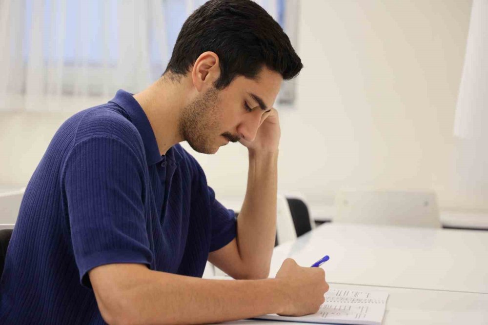 Antalya'da Yurt Vizesi: Büyükşehir Çözümüyle Barınma Sorunu Bitti