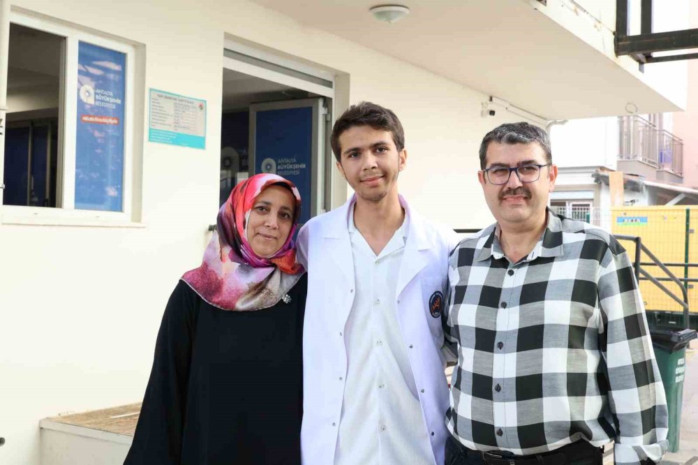 Antalya'da Yurt Vizesi: Büyükşehir Çözümüyle Barınma Sorunu Bitti