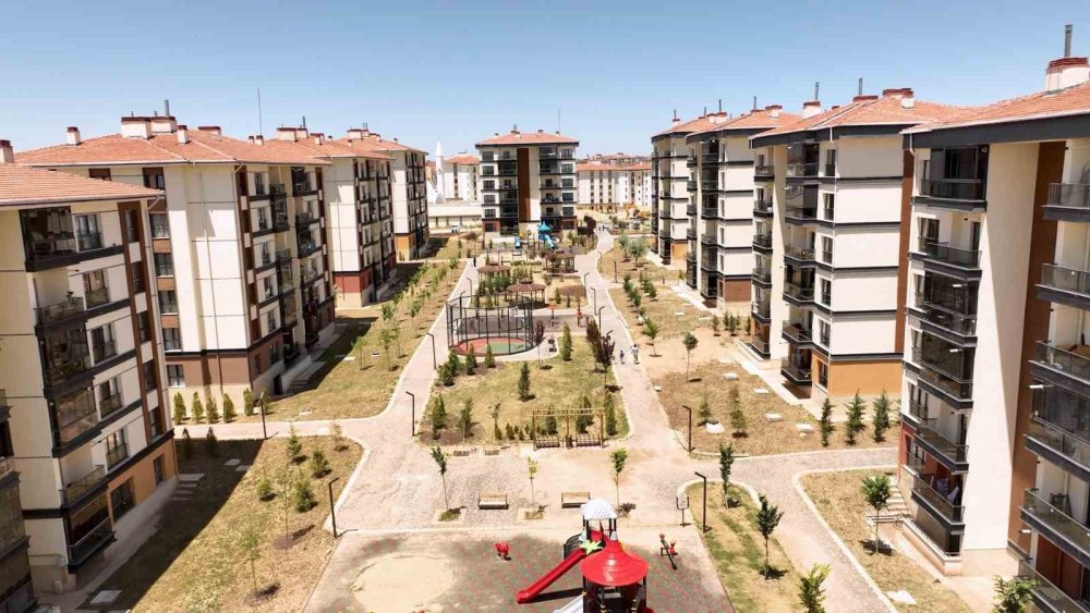 Kiradan Kurtaran Proje Devam Ediyor: Sıra 500 Bin Konutta