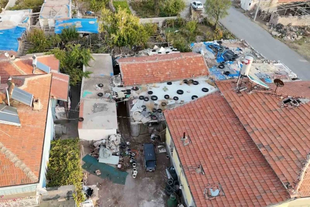 Aksaray'da Kentsel Yaşamın Ortasında Kalan Ahır Krizi Büyüyor