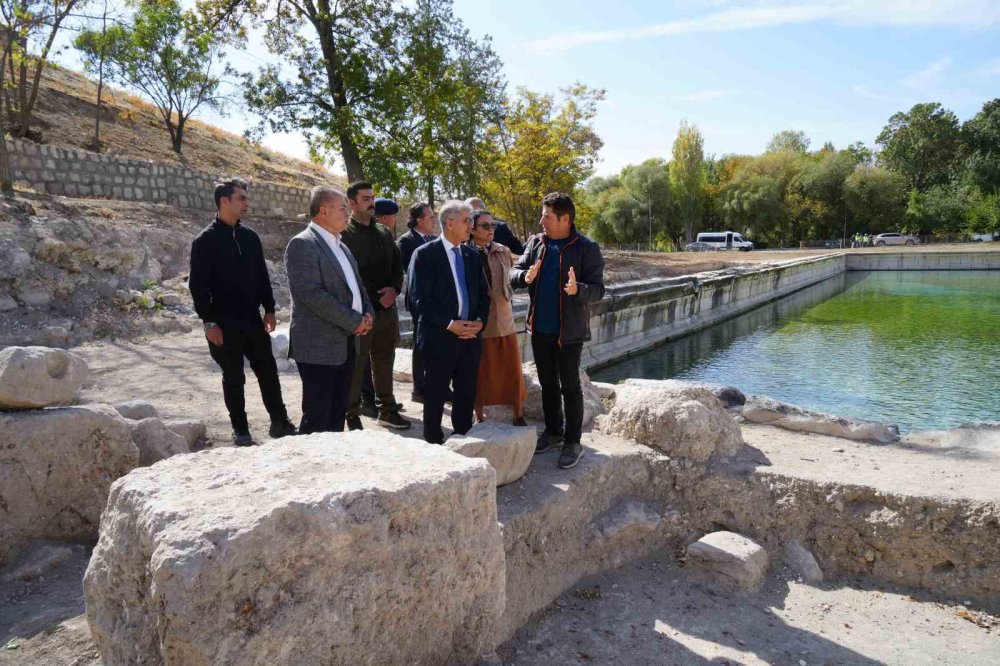 Anadolu'nun Zamana Meydan Okuyan Yapısı