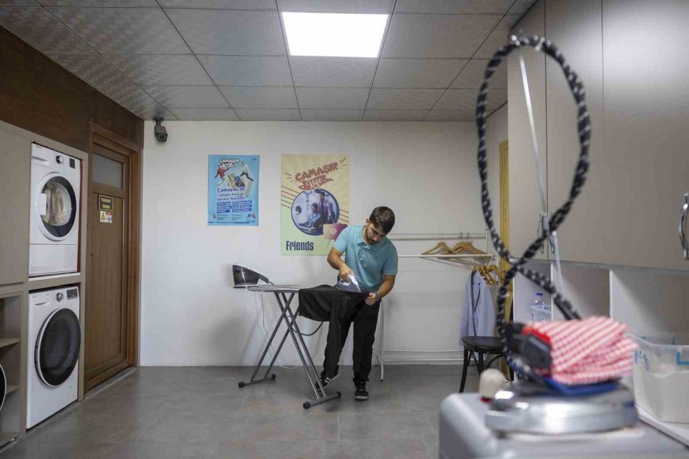 Eğitime "Çamaşır Kafe" Dokunuşu: Öğrenci Dostu Kent İmajı Güçleniyor