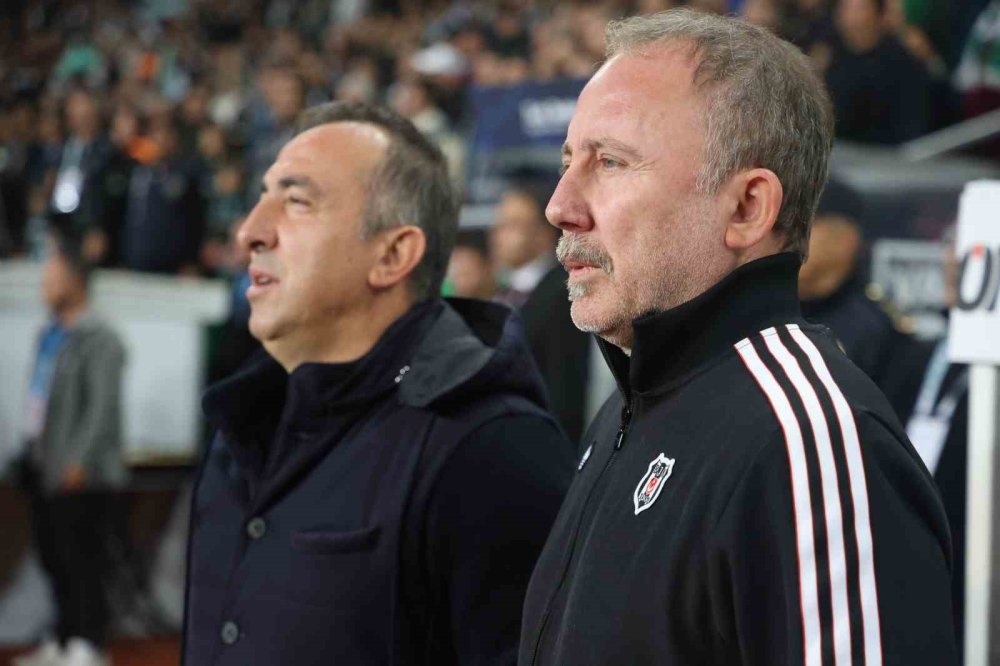 Konyaspor İçten Kemiriliyor