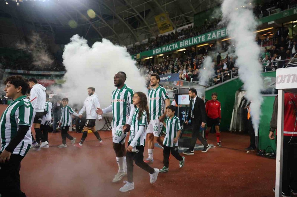 Konyaspor İçten Kemiriliyor