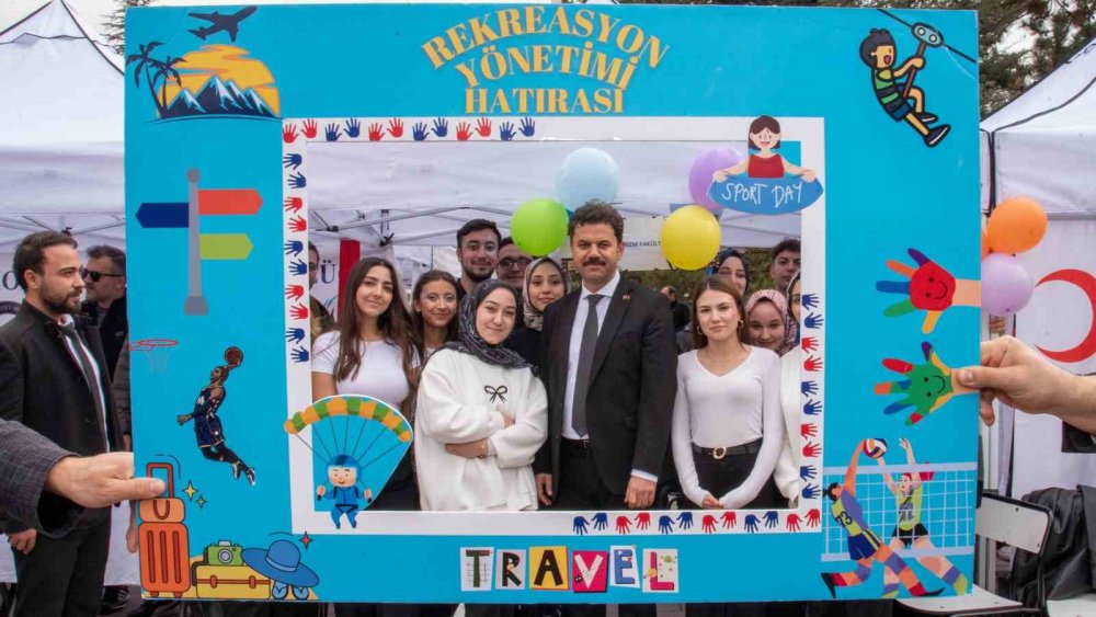 Selçuk Üniversitesi Yeni Eğitim Yılına 'Hayal Edin' Sloganıyla Başladı