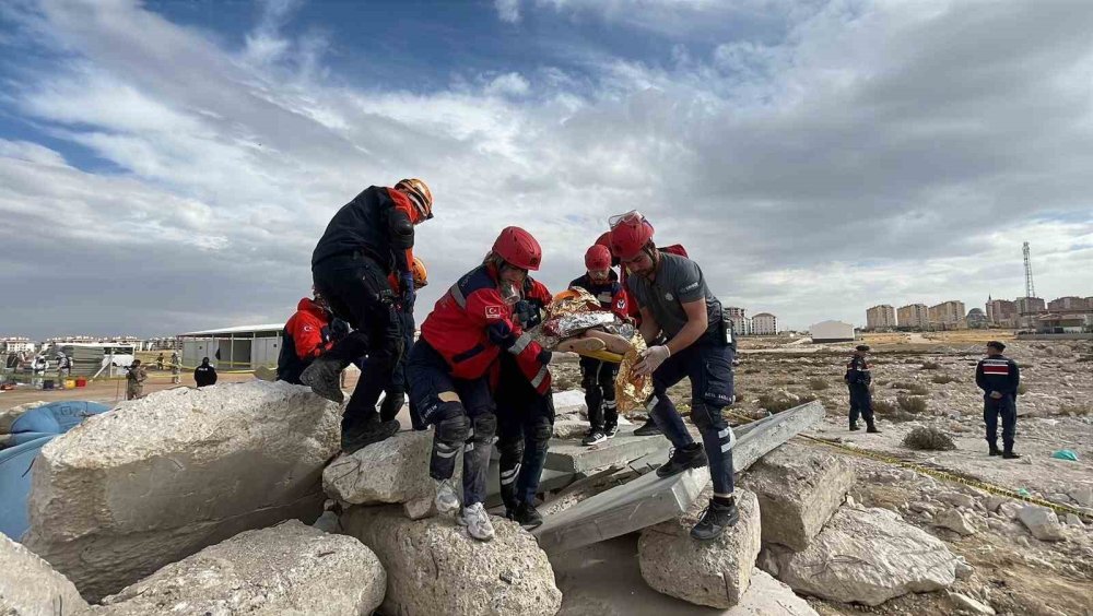 Karaman'da 5.8 Büyüklüğünde Deprem Senaryosu: AFAD Koordinasyonunda Dev Tatbikat