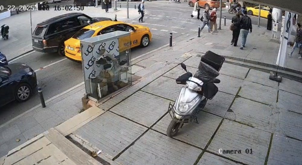 Oyuncu İrem Helvacıoğlu'nun ailesiyle ölümden döndüğü an kamerada