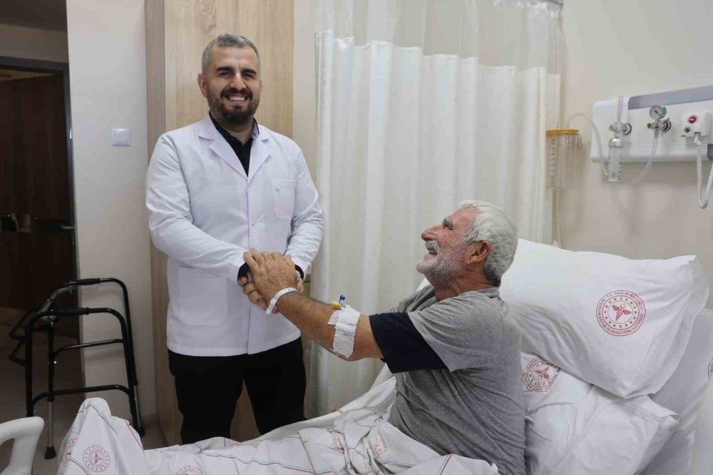 Kamyondan düşüp pelvis kemiği kırıldı, Konya’da 2 saatlik ameliyatla sağlığına kavuştu