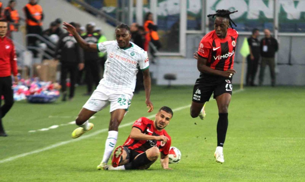 Konyaspor kazandı Recep Uçar kalıyor