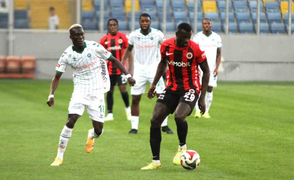 Konyaspor kazandı Recep Uçar kalıyor