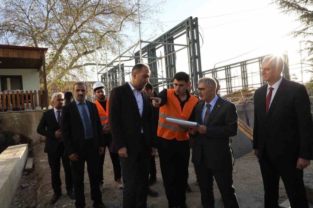 Niğde'nin Tarihi İncisi Sungurbey Camii'nde İnceleme: Restorasyon Sona Yaklaşıyor