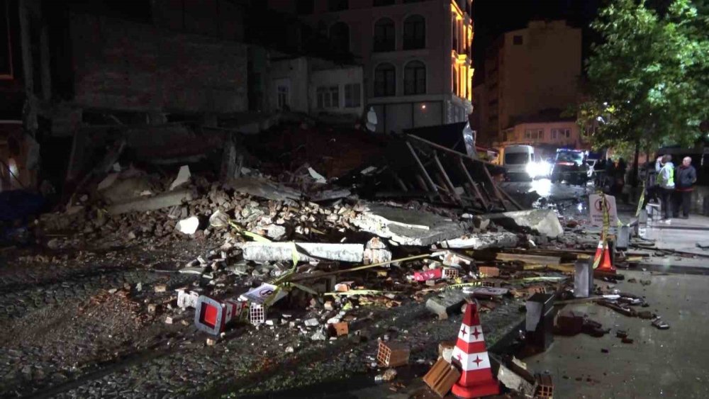 Deprem Bölgesinde Artçı Sarsıntı Uyarısı Devam Ediyor