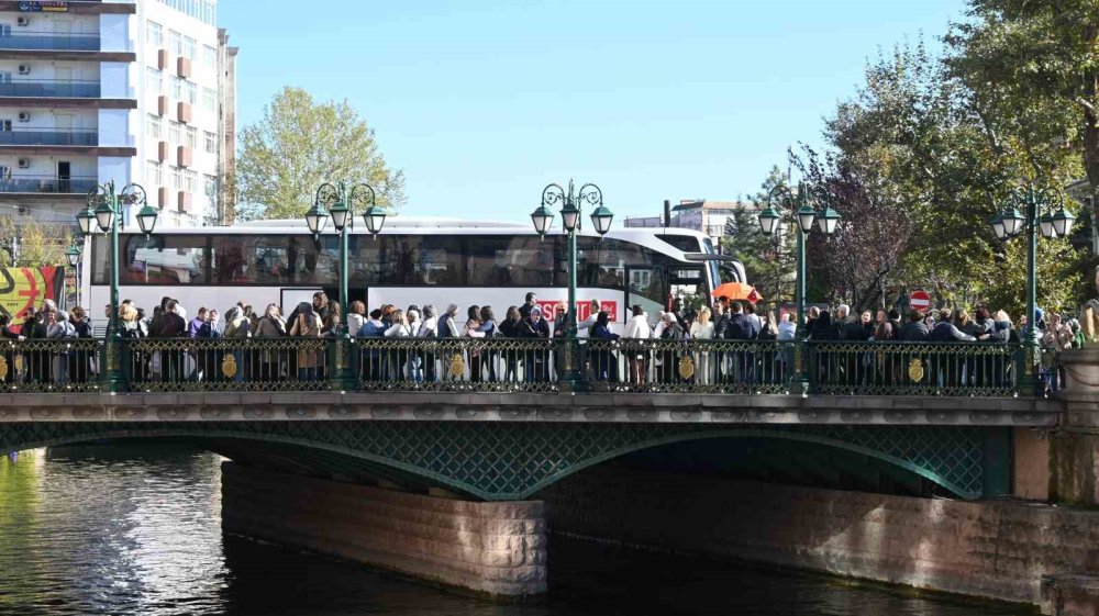 Cumhuriyet Bayramı'nda Eskişehir nüfusu ikiye katlandı