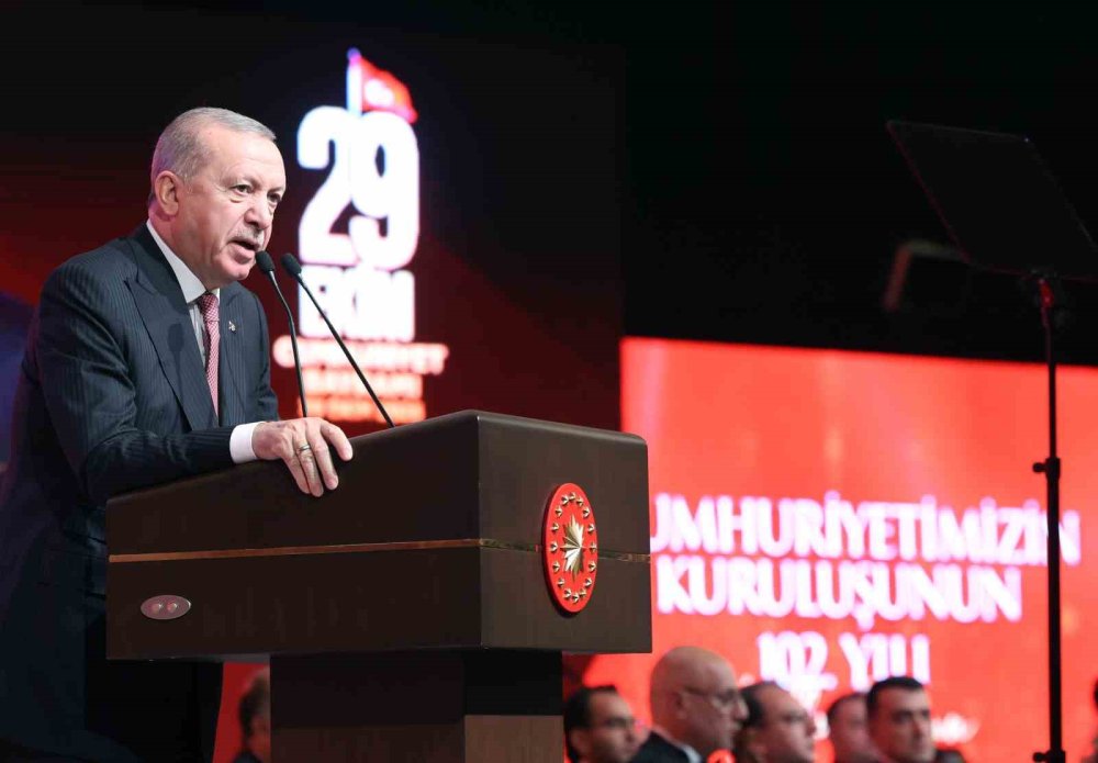 Cumhurbaşkanı Erdoğan'dan: Türkiye'nin Kutlu Yolculuğunun Önünü Kesecek Hiçbir Odak Yoktur