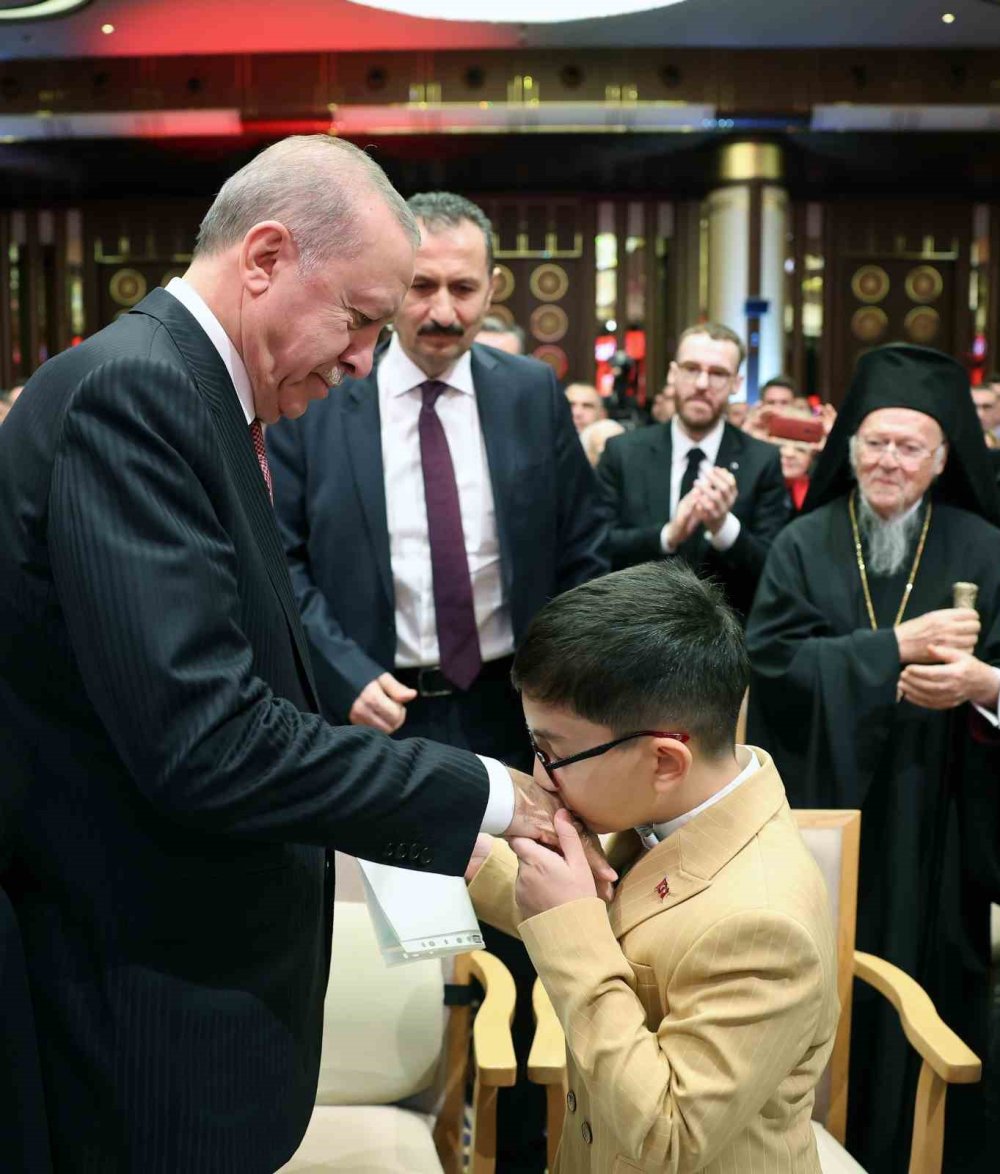 Cumhurbaşkanı Erdoğan'dan: Türkiye'nin Kutlu Yolculuğunun Önünü Kesecek Hiçbir Odak Yoktur