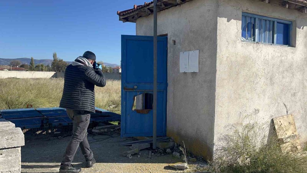 ESKİ Tesisine İkinci Hırsızlık Şoku: Kapıyı Delip Bakır Kabloları Çaldılar!