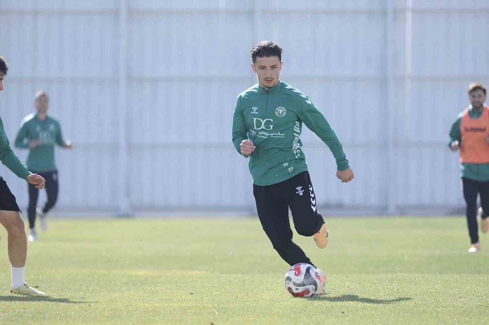 Kritik İdman Tamam: Kayacık Tesisleri'nde Çift Kale Maç