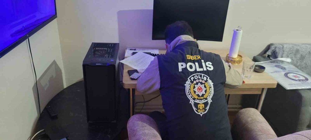 Öğretmen olacaktı, çete lideri oldu