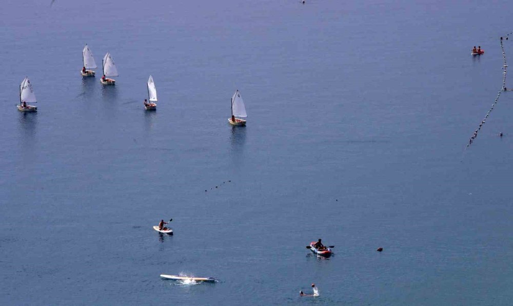 Kasım ayında denize girdiler