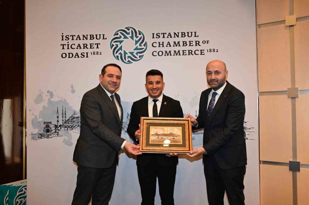 Emlak Sektöründe Yapay Zeka Dönüşümü: Doğru Yöneten Kazanacak