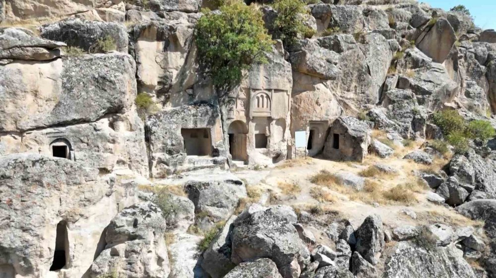 Ihlara'dan Sonra Bölgenin En Önemlisi: Manastır Vadisi'ni Görmeden geçmeyin