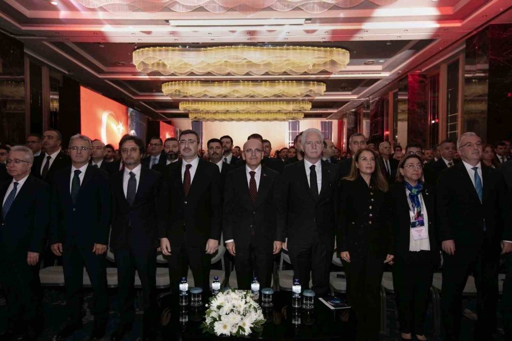 Bakan Şimşek'ten Piyasaya Net Mesaj: Borsa oyun alanı değildir