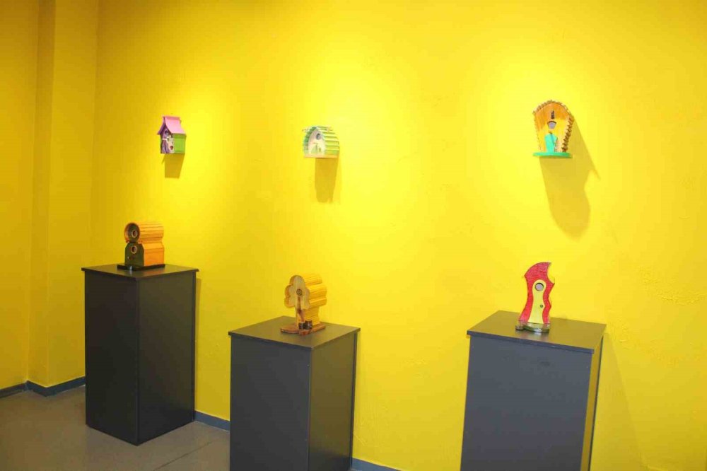 Doğa gezisini sanata dönüştürdü