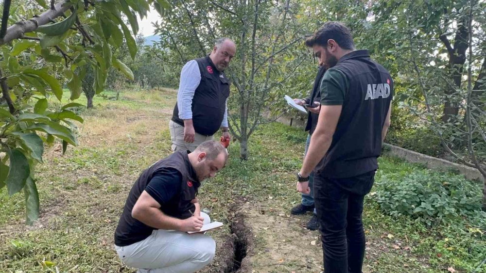 Eğirdir'de Obruk Paniği: 'Konya Gibi Olmasın' Uyarısı