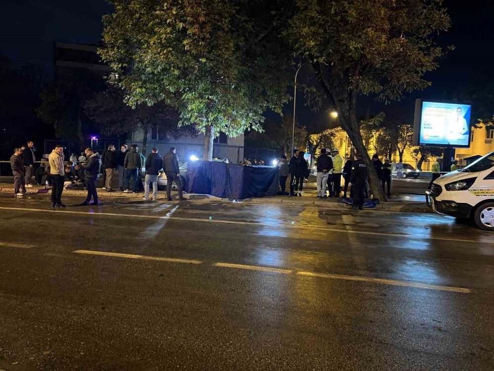 Konya'da şehrin göbeğinde ölümlü kaza